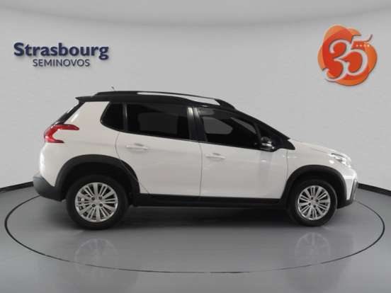 PEUGEOT-2008-2022