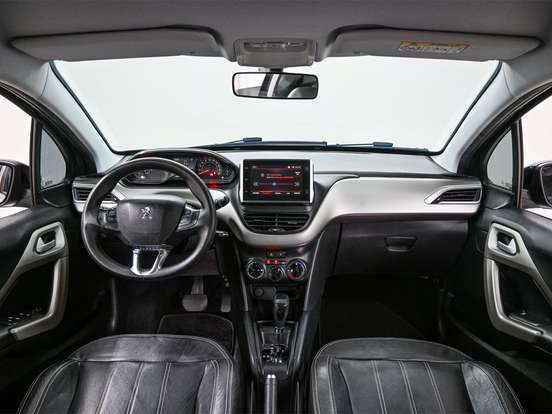 PEUGEOT-2008-2019