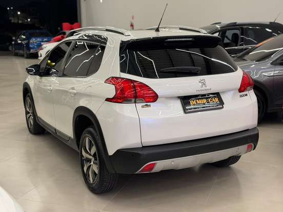 PEUGEOT-2008-2019
