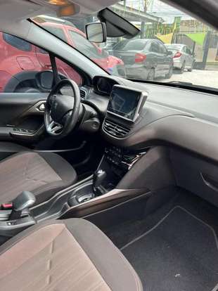 PEUGEOT-2008-2018