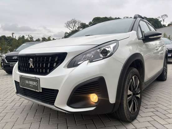 PEUGEOT-2008-2023