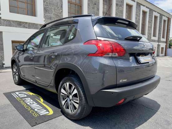 PEUGEOT-2008-2021