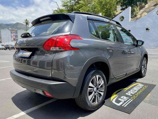 PEUGEOT-2008-2021