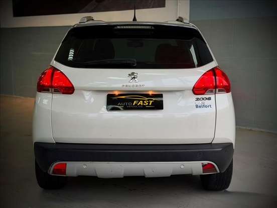 PEUGEOT-2008-2015