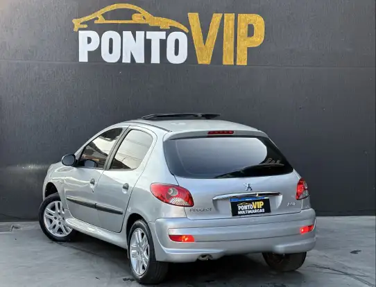 PEUGEOT-207-2012
