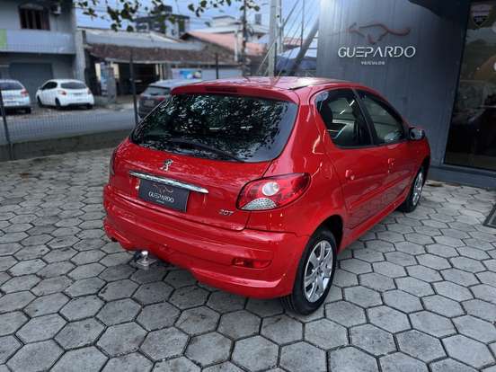 PEUGEOT-207-2013