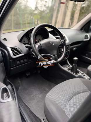 PEUGEOT-207-2012
