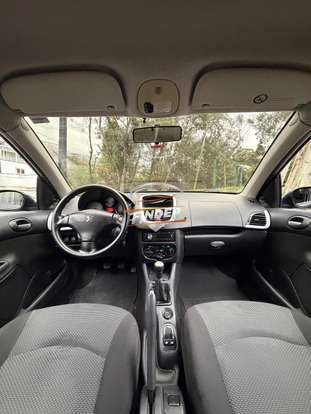 PEUGEOT-207-2012