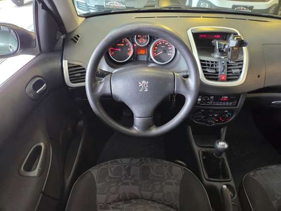 PEUGEOT-207-1.4 XR PASSION 8V FLEX 4P MANUAL PEUGEOT-207-2010