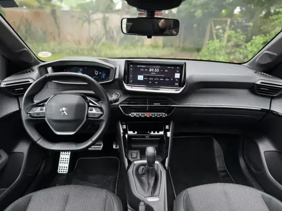 PEUGEOT-208-1.0 TURBO 200 FLEX STYLE CVT PEUGEOT-208-2023