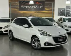 PEUGEOT 208 1.6 GRIFFE 16V FLEX 4P AUTOMÁTICO PEUGEOT 208 1.6 GRIFFE 16V FLEX 4P AUTOMÁTICO