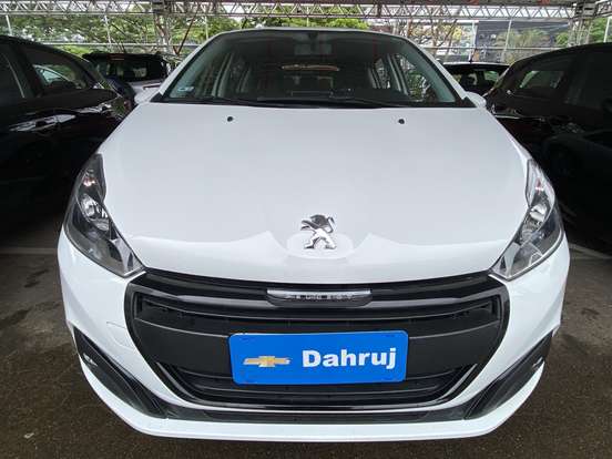 PEUGEOT-208-2019