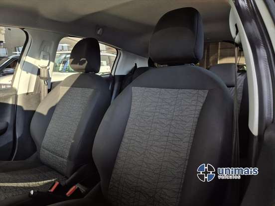 PEUGEOT-208-2020