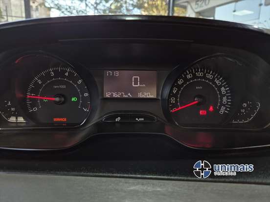 PEUGEOT-208-2020
