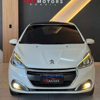 PEUGEOT-208-2018