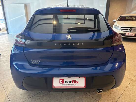 PEUGEOT-208-2021