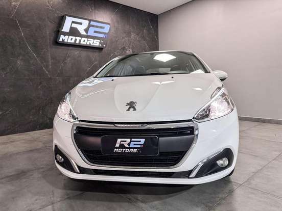 PEUGEOT-208-2016