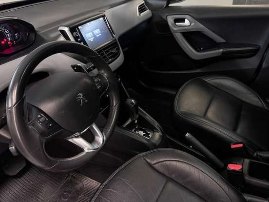PEUGEOT-208-1.6 ALLURE 16V FLEX 4P AUTOMÁTICO PEUGEOT-208-2016