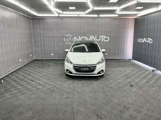 PEUGEOT-208-1.6 GRIFFE 16V FLEX 4P AUTOMÁTICO PEUGEOT-208-2017