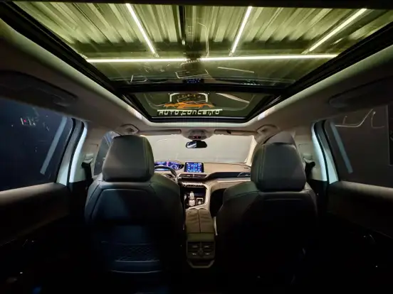 PEUGEOT-3008-2018