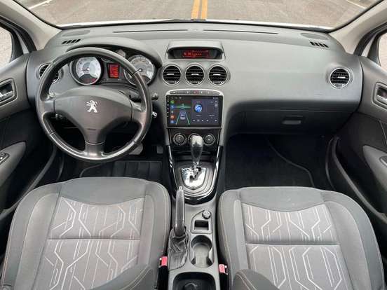 PEUGEOT-308-2017