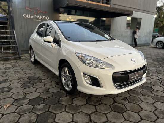 PEUGEOT-308-2012
