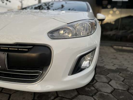 PEUGEOT-308-2.0 ALLURE 16V FLEX 4P AUTOMÁTICO PEUGEOT-308-2012