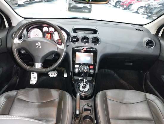 PEUGEOT-408-2016