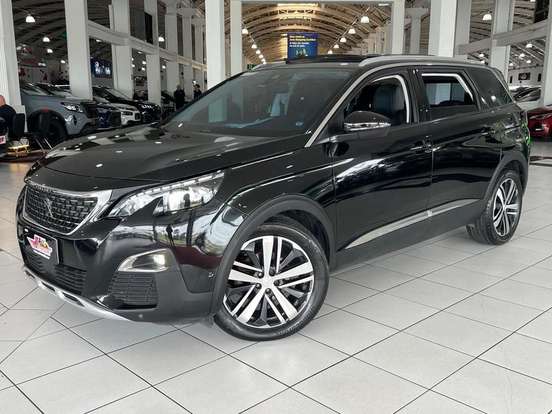 PEUGEOT-5008-2018