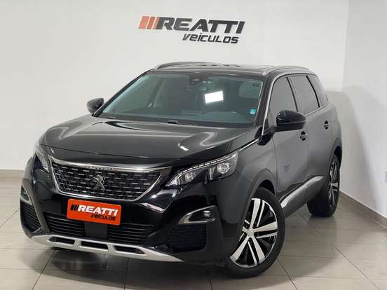 PEUGEOT-5008-2018