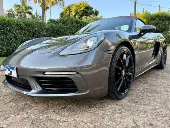 PORSCHE-718-2016