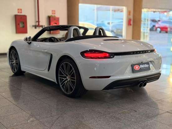 PORSCHE-718-2023