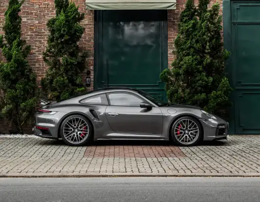 PORSCHE-911-2021