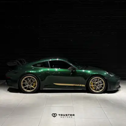 PORSCHE-911-2025