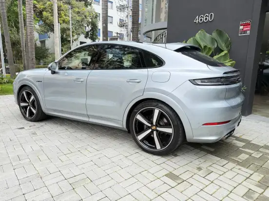 PORSCHE-CAYENNE-3.0 V6 E-HYBRID COUPÉ AWD TIPTRONIC S PORSCHE-CAYENNE-2024