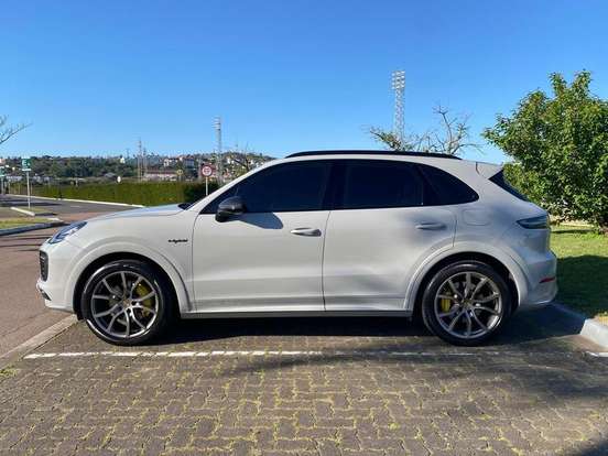 PORSCHE-CAYENNE-3.0 V6 E-HYBRID AWD TIPTRONIC S PORSCHE-CAYENNE-2023