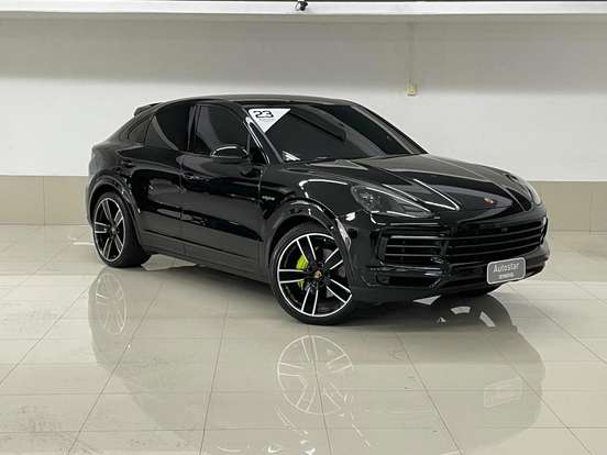 PORSCHE-CAYENNE-2022