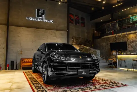PORSCHE-CAYENNE-2022