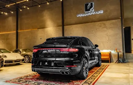 PORSCHE-CAYENNE-2022