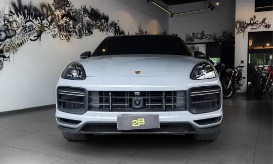 PORSCHE-CAYENNE-2022