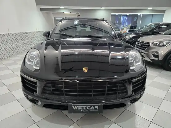 PORSCHE-MACAN-2015