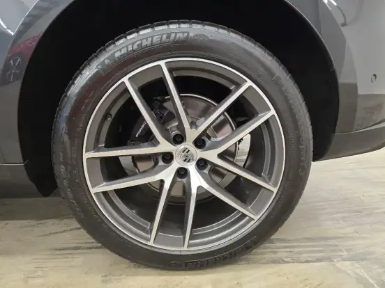 PORSCHE-MACAN-2.0 TURBO GASOLINA PDK PORSCHE-MACAN-2024