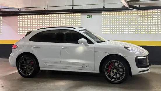 PORSCHE-MACAN-2023