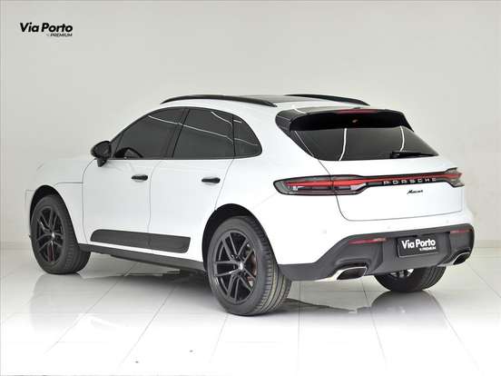 PORSCHE-MACAN-2023