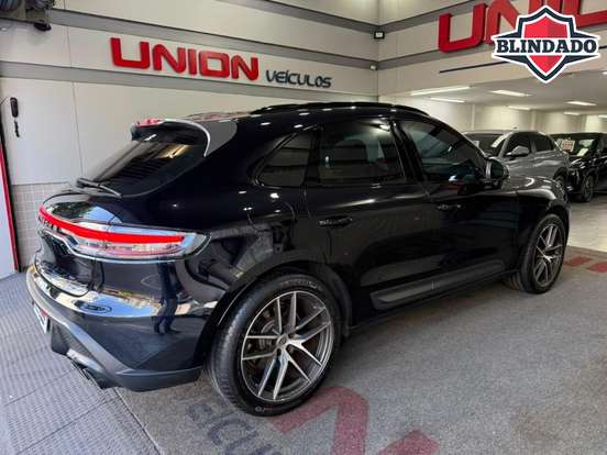 PORSCHE-MACAN-2024