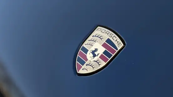PORSCHE-MACAN-2020