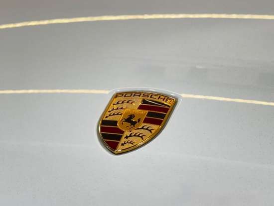 PORSCHE-MACAN-2016