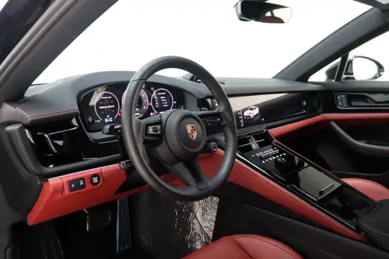 PORSCHE-PANAMERA-2025
