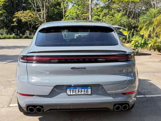 PORSCHE-CAYENNE-3.0 V6 E-HYBRID BLACK EDITION COUPÉ AWD TIPTRONIC S PORSCHE-CAYENNE-2025