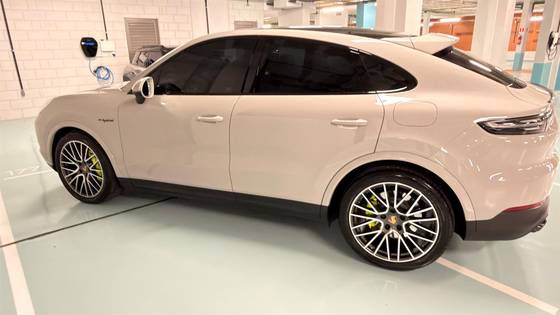 PORSCHE CAYENNE 3.0 V6 E-HYBRID COUPÉ AWD TIPTRONIC S